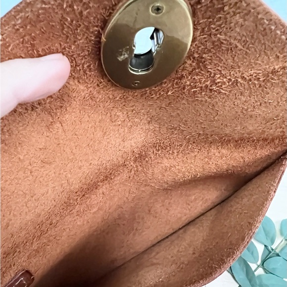 Fossil Leather Purse - Picture 8 of 9